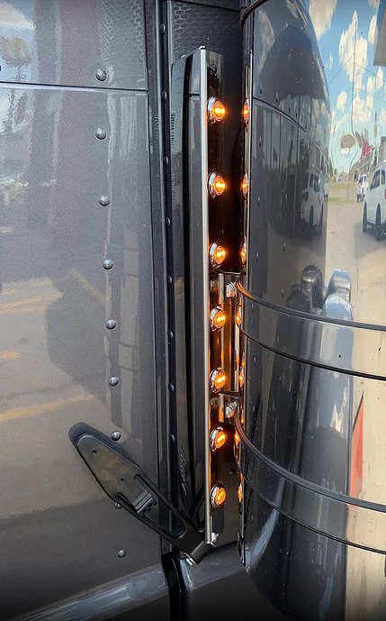 Shift Products Peterbilt Penny Light Air Cleaner Bars - Front